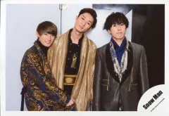 【中古】生写真(ジャニーズ) Snow Man/岩本照・向井康二・宮舘涼太/横型・上半身/「Snow Man ASIA TOUR 2D.2D.」グッズオフショット/公式生写真