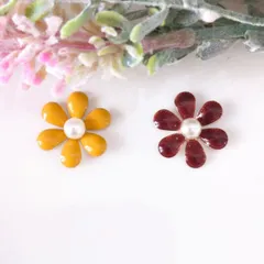 no.136　花型　黄色　えんじ色　パール　ピアス　イヤリング　ハンドメイド
