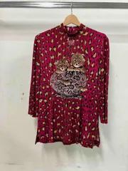 伊太利屋 イタリヤ ヒョウ柄 子ヒョウ ピンク スリット入り 長袖Tシャツ・カットソー サイズ13