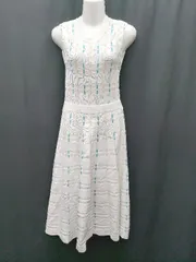 ◇ ⊂ Supreme.La.La. シュープリームララ ノースリーブ 膝下 ニット　ワンピース サイズM アイボリー レディース P  【1409250030758】