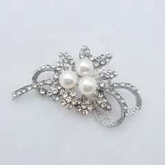 ブローチ パール コサージュ リーフA シルバー 卒業式 入園式 結婚式