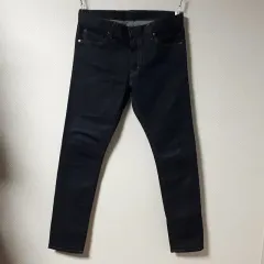 33 /ユニクロ セルビッジ スキニーフィット ジーンズ/ ー 401