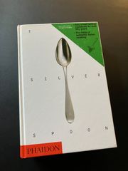 イタリアのレシピ集　The Silver Spoon　英語版