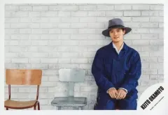 【中古】生写真(ジャニーズ) ジャニーズ/岡本圭人/横型・膝上/岡本圭人 オリジナルフォト2021/公式生写真