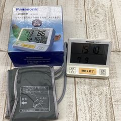 中古品/パナソニック　上腕式血圧計　EW−BU10
