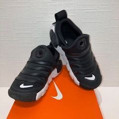 おすすめ！人気！Nike　スニーカー　キッズスニーカー　ナイキ　１８センチ