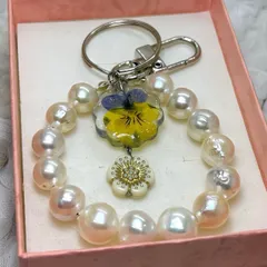 ハンメイド あこやパール キーホルダー バッグチャーム 大珠 アコヤ真珠