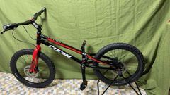 キッズ24インチカーボンMTB Canyon Exceed CF 24 クロカン - メルカリ