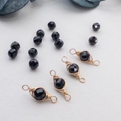 ＊4個＊ 天然石 パーツ ブラックスピネル ワイヤーラッピング コネクター チャーム 金 ワイヤー巻き te047