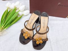 LOUIS VUITTON ルイヴィトン　ダミエフラワー　35 1/2