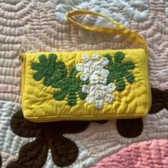 ＜正規品＞お財布ストラップ付♡ガーデニア♡カナリーイエロー ♡ハワイアンキルト