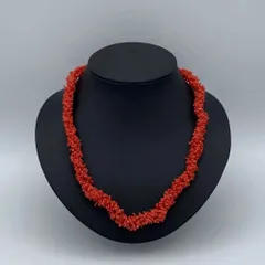 天然赤珊瑚　本珊瑚　3連ネックレス　留め具シルバー