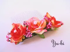 ヘアコーム/きらきらラインストーン♪お花ヘアコームcb12 オレンジ パーティ 髪飾り ヘッドアクセサリー フォーマル 和装 成人式 入学式 卒業式 入園式 卒園式 結婚式 夜会巻きコーム パーティー お呼ばれ コーム