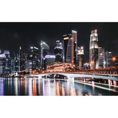 絵画風 壁紙ポスター (はがせるシール式) シンガポール マリーナ・ベイの夜景 マーライオン キャラクロ SGP-014W2 (ワイド版 603mm×376mm) ＜日本製＞ ウォールステッカー お風呂ポスター