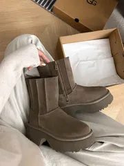 2024年最新】ugg ムートンブーツ ロングの人気アイテム - メルカリ