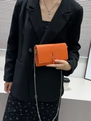 【今日特価】HERMES New H Passant Toutenmainte ロングウォレット, エプソムレザー, チェーン付き, 高級感あふれるデザイン！[本日特価|新品未使用品]