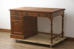 ★事前問合せ必須★ 横浜クラシック家具 ダニエル Daniel デスク 中古 ワークデスク 片袖机 在宅ワー 在宅用 リペア+発送まで3週間前後 R-073411