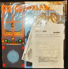 超合金魂 D.C.専用 ダイナミック三連格納庫！ Amazon | 超合金魂 ゲッターロボD.C. グレートマジンガーD.C.