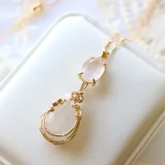 10月誕生石ローズクォーツとブルームーンストーンのワイヤージュエリーネックレス⟡天然石ペンダント