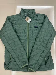 2025年最新】パタゴニア パフジャケット グリーンの人気アイテム