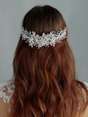 女性用 石膏花の形のヘアコム　ラインストーン＆葉っぱ＆模造パール＆クリスタル付き　ブライダルエレガントなティアラ用
