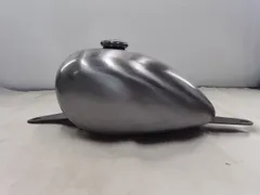 スティード400 タンク 95-00 NC26 ホンダ スティード400 ガソリンタンク | バイク