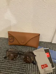 ⭐️極美品⭐️Ray-Banのラウンドメタルサングラス、ブラウンレンズ。