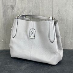 美品FURLAフルラ　DAFNE S HOBO ダフネ　グレー　ショルダーバッグ 美品】 FRULA DAFNE フルラ ダフネ ホーボー トートバッグ グレー