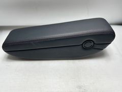 【純正パーツ】　ホンダ　N-WGN　JH1　JH2　アームレスト　肘置き　室内用　運転席用　内装パーツ　美品　レザー調　黒色　中古パーツ