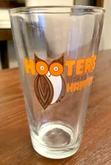 HOOTERS ショットグラス 4個セット HOOTERS ショットグラス 4個セット HOOTERS ショットグラス 4個セット