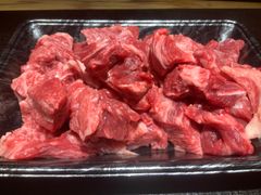鹿児島黒牛　クラシタ　サイコロステーキ0.65kg 冷凍発送　現品限り