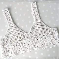 ビスチェ　キャミソール　コットン　ハンドメイド　ベスト　手編み　ニットビスチェ　かぎ針編み　モチーフ編み　グラニースクエア