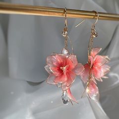 チェリーロータス(蓮)ピアス/イヤリング  ディップアート アメリカンフラワー ワイヤー ピンク チェリーピンク 推し活 赤 紅 お花 結婚式 ブライダル ウェディング 桃色 コーラルピンク 成人式