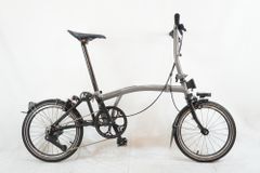 BROMPTON 「ブロンプトン」 P LINE URBAN MID 2022年モデル 16インチ 折り畳み自転車 / バイチャリ浦和ベース