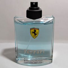 【香水 テスター品】フェラーリ　スクーデリアライトエッセンス　オードトワレ　香水　125ml