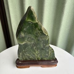 蛇紋岩 蛇紋石 翡翠 ヒスイ ジェイド ネフライト 軟翡翠 水石 鑑賞石