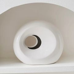 モデルルーム展示雑貨⭐白亜のオブジェ⭐モダンなシェルフに - メルカリ