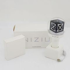 NIZIU ペンライト ライトスティック　2点 Amazon.co.jp: NiziU ペンライト オフィシャルライトスティック