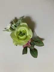 七五三 髪飾り 可愛いお花パール付き 淡いグリン薔薇 造花 コーム付き mp23