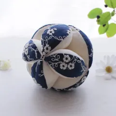 花手まり　花柄刺繍生地　ネイビー　ハンドメイド　ファーストトイ　出産祝い