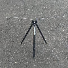 伸縮タイプ　折りたたみ式　釣り竿スタンド