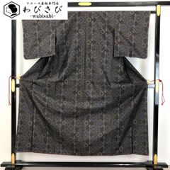 本場大島紬 横双絣 菱形に花模様 しつけ糸 K-4667