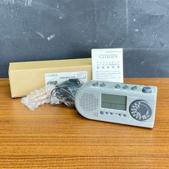 デジタルクロック AM/FMラジオ LEDライト 手回し発電 停滞電話充電機能付き 【未使用】RHYTHM リズム時計 8RDA54-008 グレー / 900185在★2