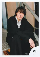 【中古】生写真(ジャニーズ) HiHi Jets/作間龍斗/全身/「少年たち あの空を見上げて」グッズオフショット/公式生写真