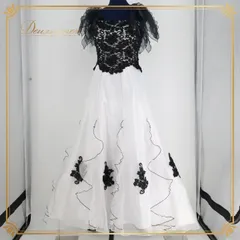 パーティドレス ワンピース ドレス メグセクション ホワイト系 白 ブラック系 黒 花柄 レース ラメ ビーズ MEG SECTION 発表会 イベント ダンス オシャレ デザイン ファッション レディース フォーマル お呼ばれ 結婚式 パーティー カジュアル