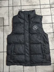 メルセデスベンツ ハイブリッドジャケット ベスト 新品未使用 sサイズ メルセデスベンツ ハイブリッドジャケット ベスト 新品未使用 sサイズ