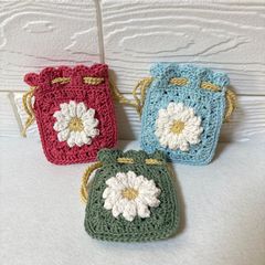 お花ポーチ　フラワーポーチ　かぎ針編み　ハンドメイド