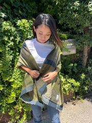尾州織　高級ポケット付き大判ストール　おもてなしセレクション　イエローグリーン