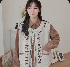 ツインズ・ヤング イエソヤ ニット ベスト 販売しています