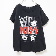 MADE WORN/メイドウォーン】 The Kiss S/S Tシャツ - メルカリ